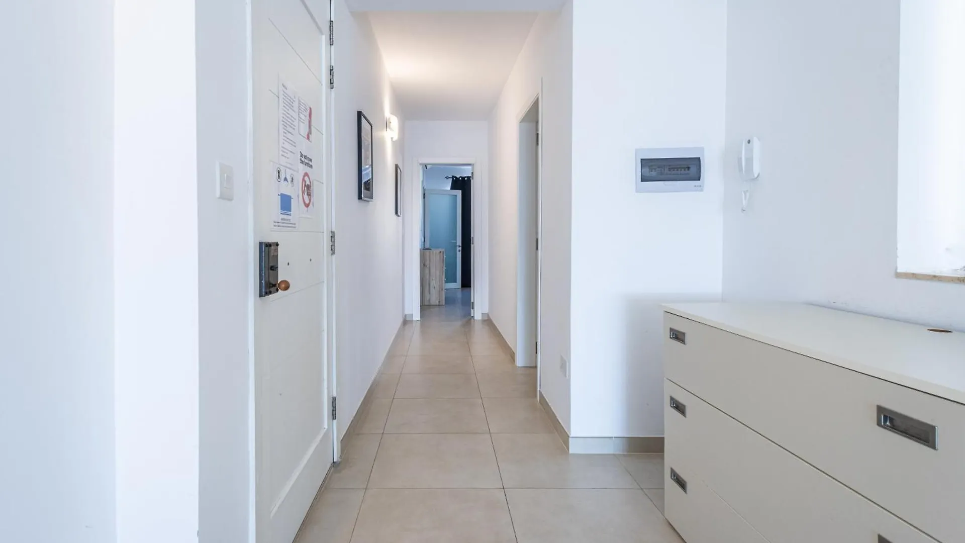 Bright And Modern Apartment Saint Julian's Malta