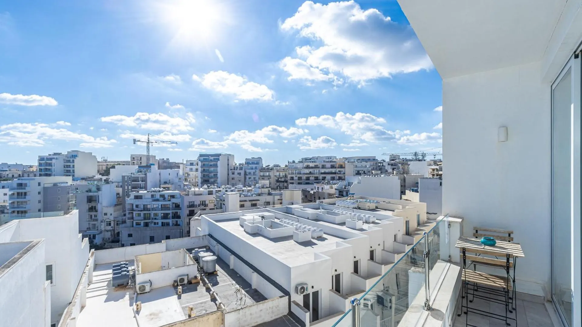 Bright And Modern Apartment Saint Julian's 0*,